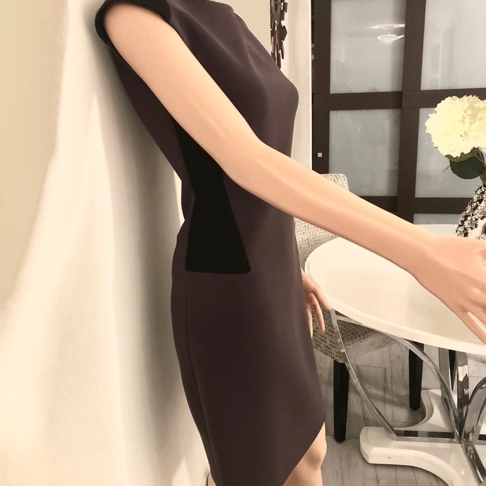 Beautiful Cone Casual Dress by Tony Cohen - Picture 3 of 7